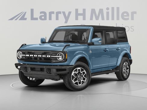 Used 2023 Ford Bronco Outer Banks AWD/4WD image 1
