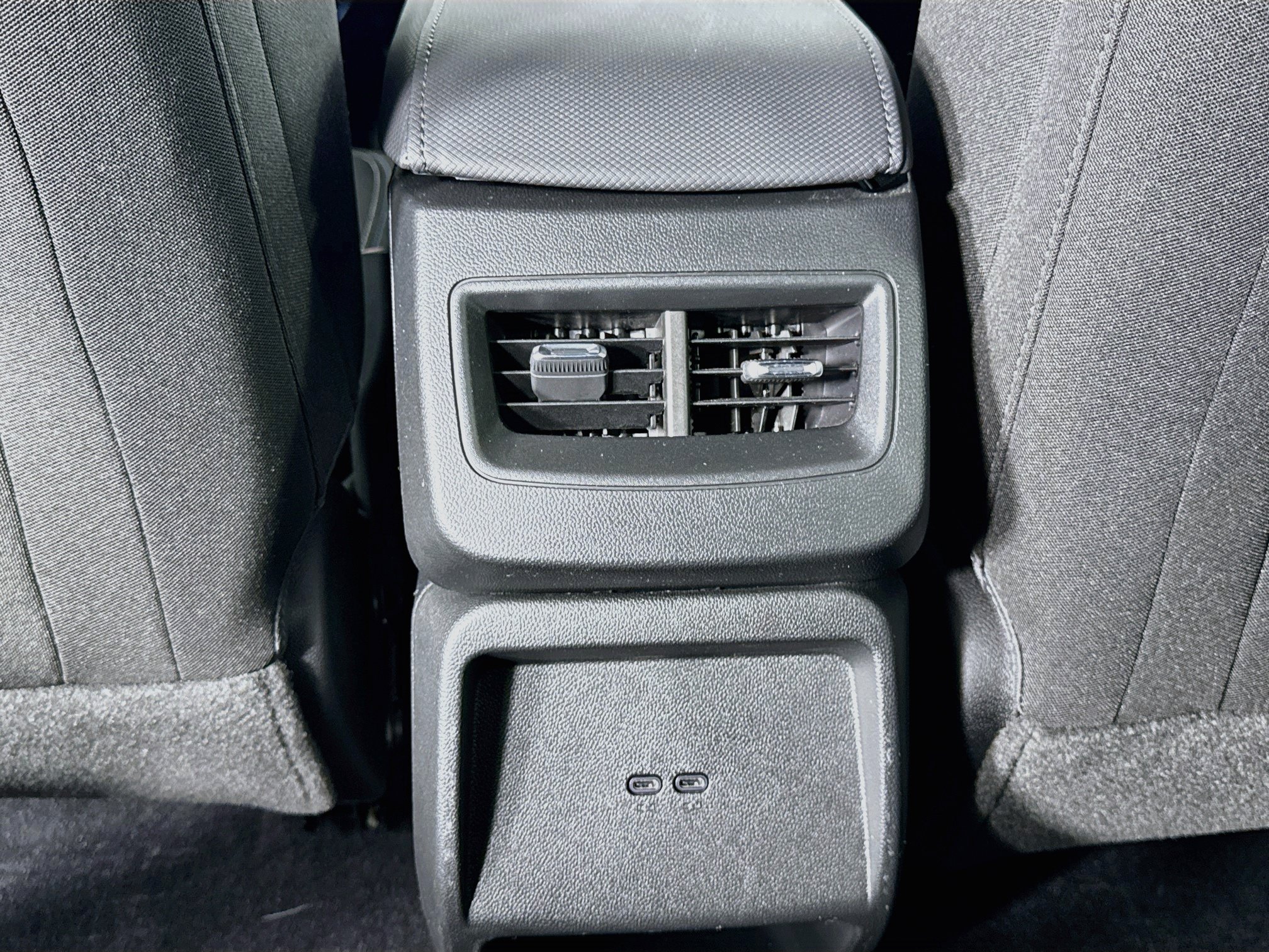 Used 2026 Chevrolet Equinox EV LT FWD image 27