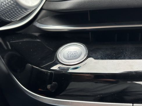 Used 2023 Genesis G80 2.5T image 7