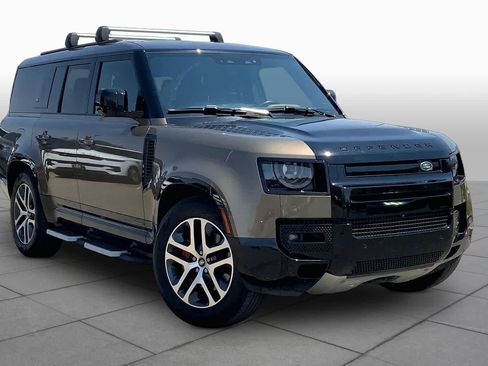 Used 2023 Land Rover Defender 130 X AWD/4WD image 3