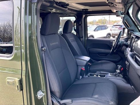 Used 2021 Jeep Wrangler Unlimited Sahara w/ Dual Top Group image 10