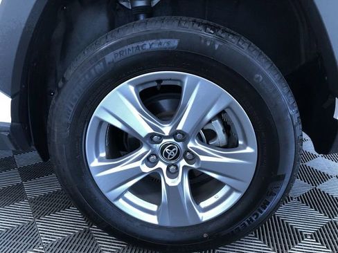 Certified 2025 Toyota RAV4 XLE AWD/4WD image 16