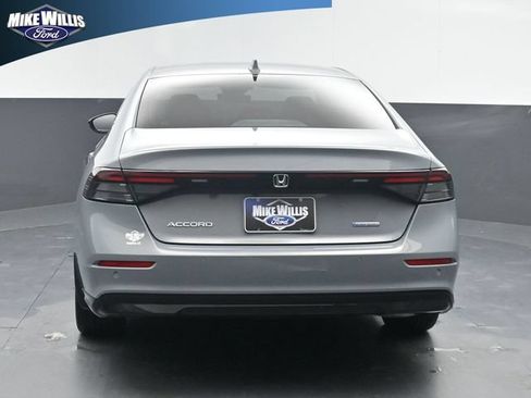 Used 2023 Honda Accord EX-L image 6