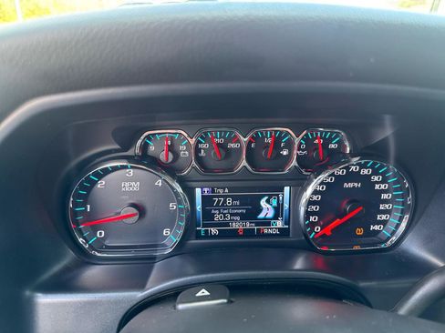 Used 2018 Chevrolet Silverado 1500 LT w/ All Star Edition image 17