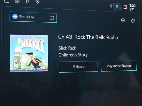 Used 2025 GMC Yukon Denali w/ Sun & Power Step Package image 25