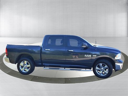 Used 2018 RAM 1500 Big Horn image 9