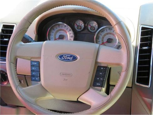 Used 2007 Ford Edge SEL image 9