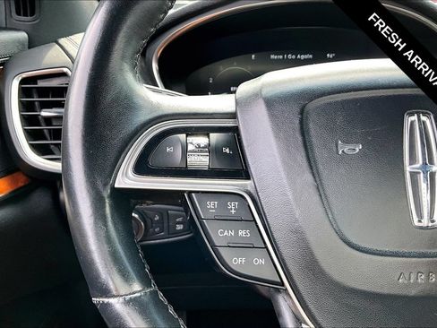Used 2019 Lincoln Nautilus Reserve AWD/4WD image 13