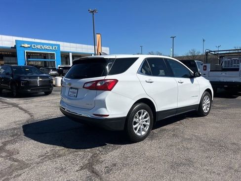 Used 2018 Chevrolet Equinox LT image 3