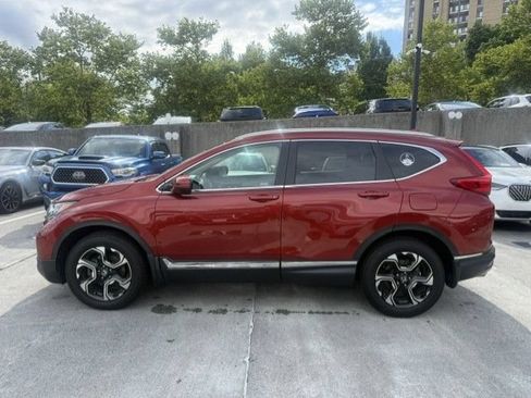 Used 2018 Honda CR-V Touring image 5
