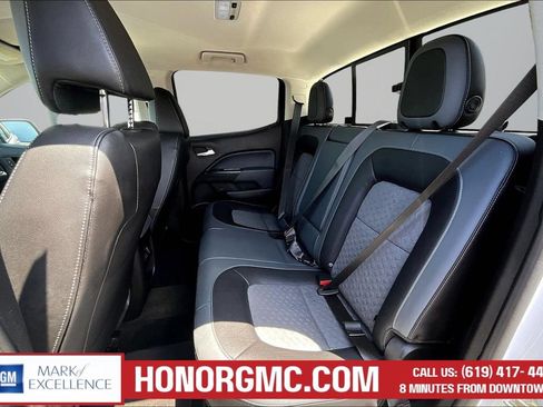 Used 2018 Chevrolet Colorado Z71 AWD/4WD image 21
