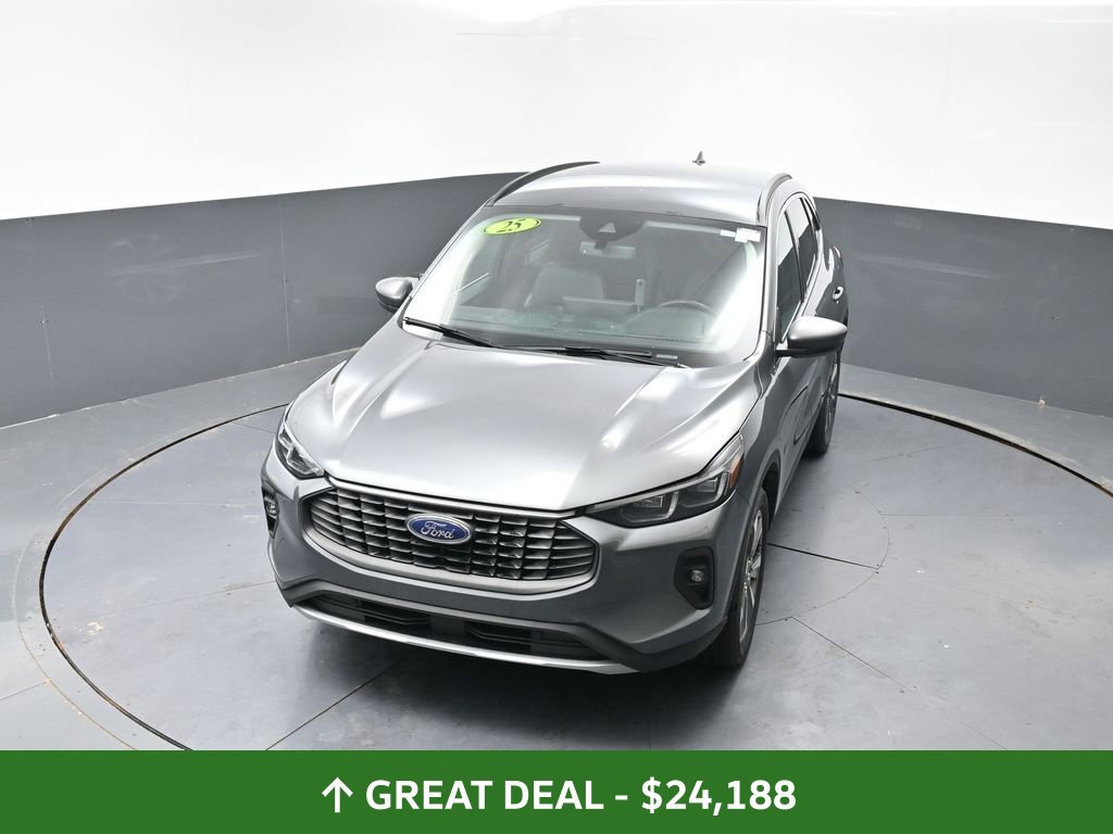 Used 2025 Ford Escape Platinum AWD/4WD image 47