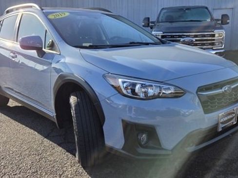 Used 2019 Subaru Crosstrek 2.0i Premium image 3