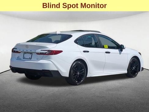 Used 2026 Toyota Camry SE w/ Multimedia Upgrade Package AWD/4WD image 5