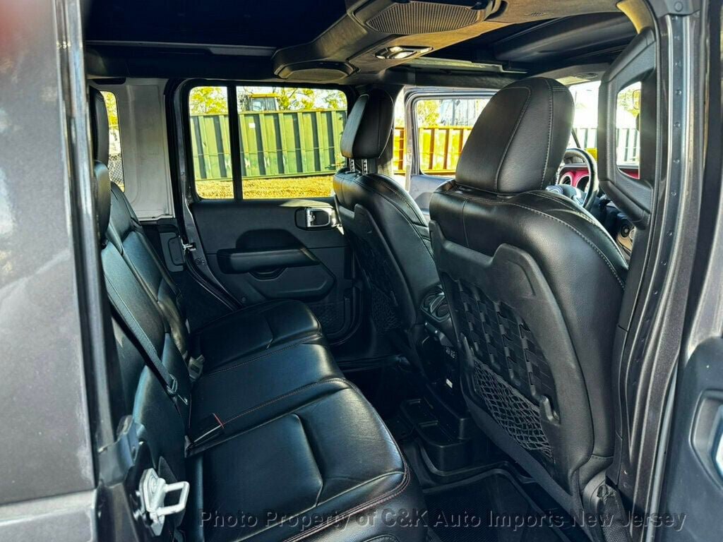Used 2020 Jeep Wrangler Unlimited Rubicon AWD/4WD image 25