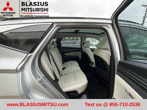 Used 2023 Hyundai Tucson Limited AWD/4WD image 51