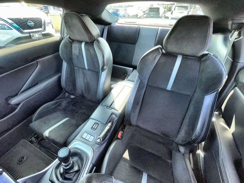 Used 2023 Toyota GR86 Premium RWD image 13