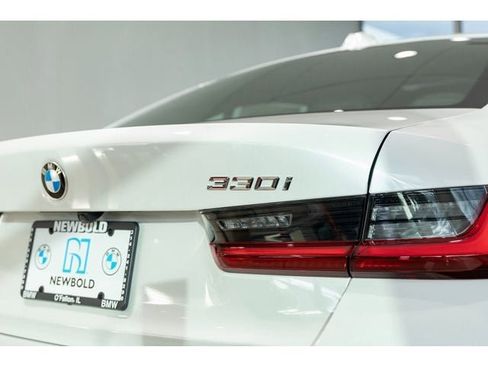 New 2026 BMW 330i xDrive Sedan w/ Premium Package image 50