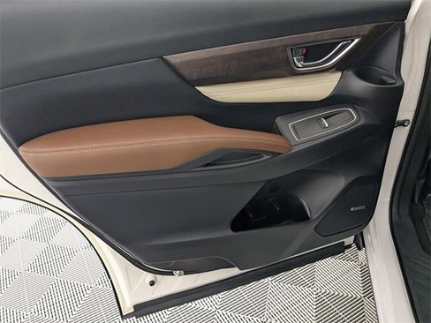 Used 2019 Subaru Ascent Touring w/ Popular Package #3 image 31