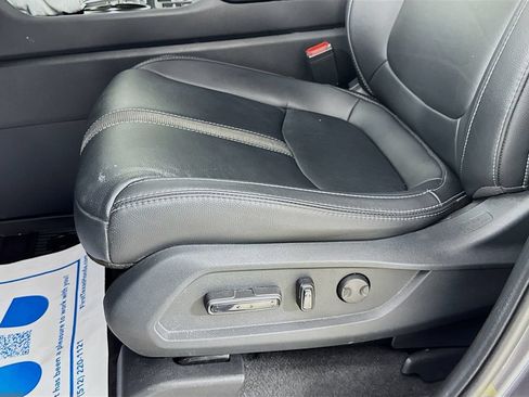 Used 2023 Honda Pilot Touring image 23