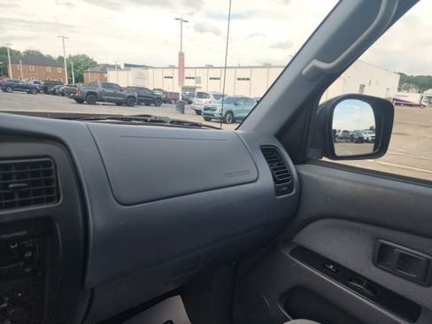 Used 2000 Toyota 4Runner 2WD image 17