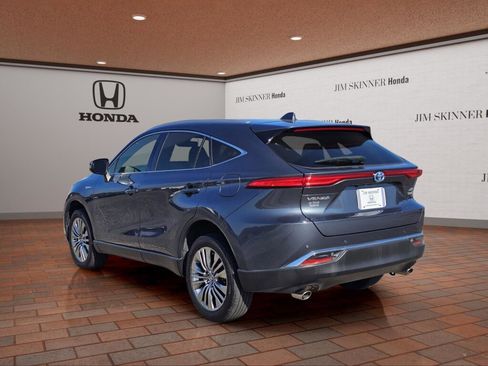 Used 2021 Toyota Venza XLE w/ Softex Package image 13