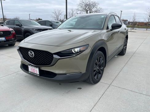 Used 2025 MAZDA CX-30 Carbon image 4