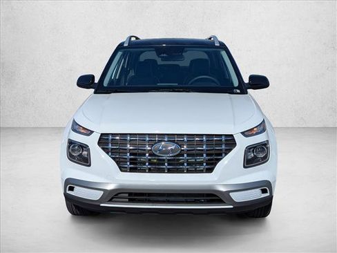 New 2026 Hyundai Venue SEL FWD image 2