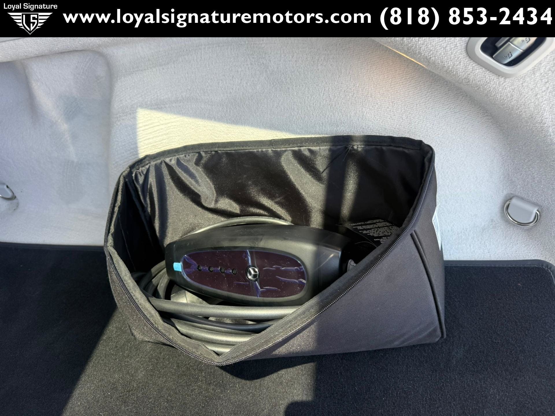 Used 2023 Mercedes-Benz EQS 580 4MATIC SUV image 11