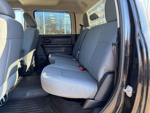 Used 2016 RAM 2500 Tradesman w/ Chrome Appearance Group image 37