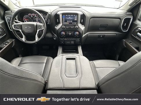 Used 2021 Chevrolet Silverado 1500 LT Trail Boss w/ Convenience Package II image 11