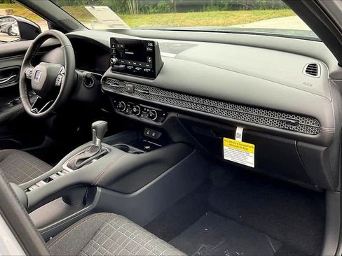 New 2026 Honda HR-V Sport image 9