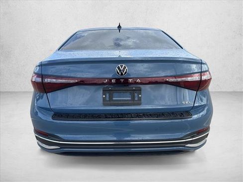 Used 2025 Volkswagen Jetta SEL FWD image 6
