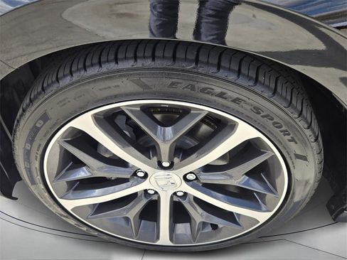 Used 2023 Honda Civic Touring image 9