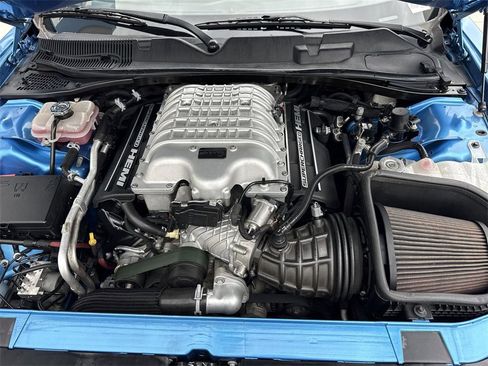 Used 2019 Dodge Challenger SRT Hellcat Redeye image 28
