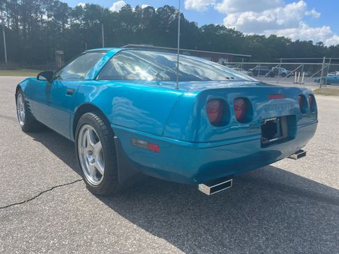 Used 1993 Chevrolet Corvette Coupe image 4