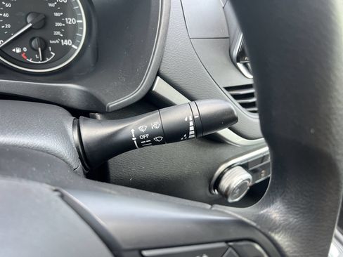 Used 2019 Nissan Altima 2.5 S FWD image 11