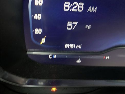 Used 2022 Chevrolet Suburban Z71 w/ Z71 Off-Road Package image 12