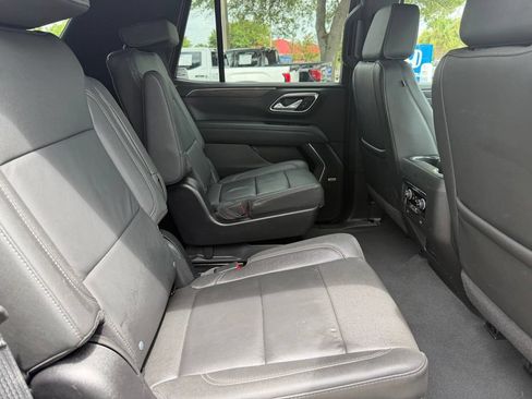 Used 2024 Chevrolet Tahoe LT RWD image 8