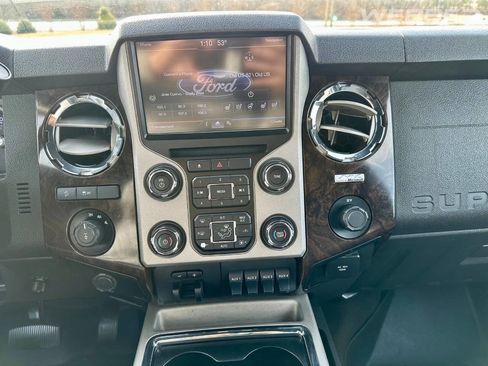Used 2013 Ford F250 Platinum image 14