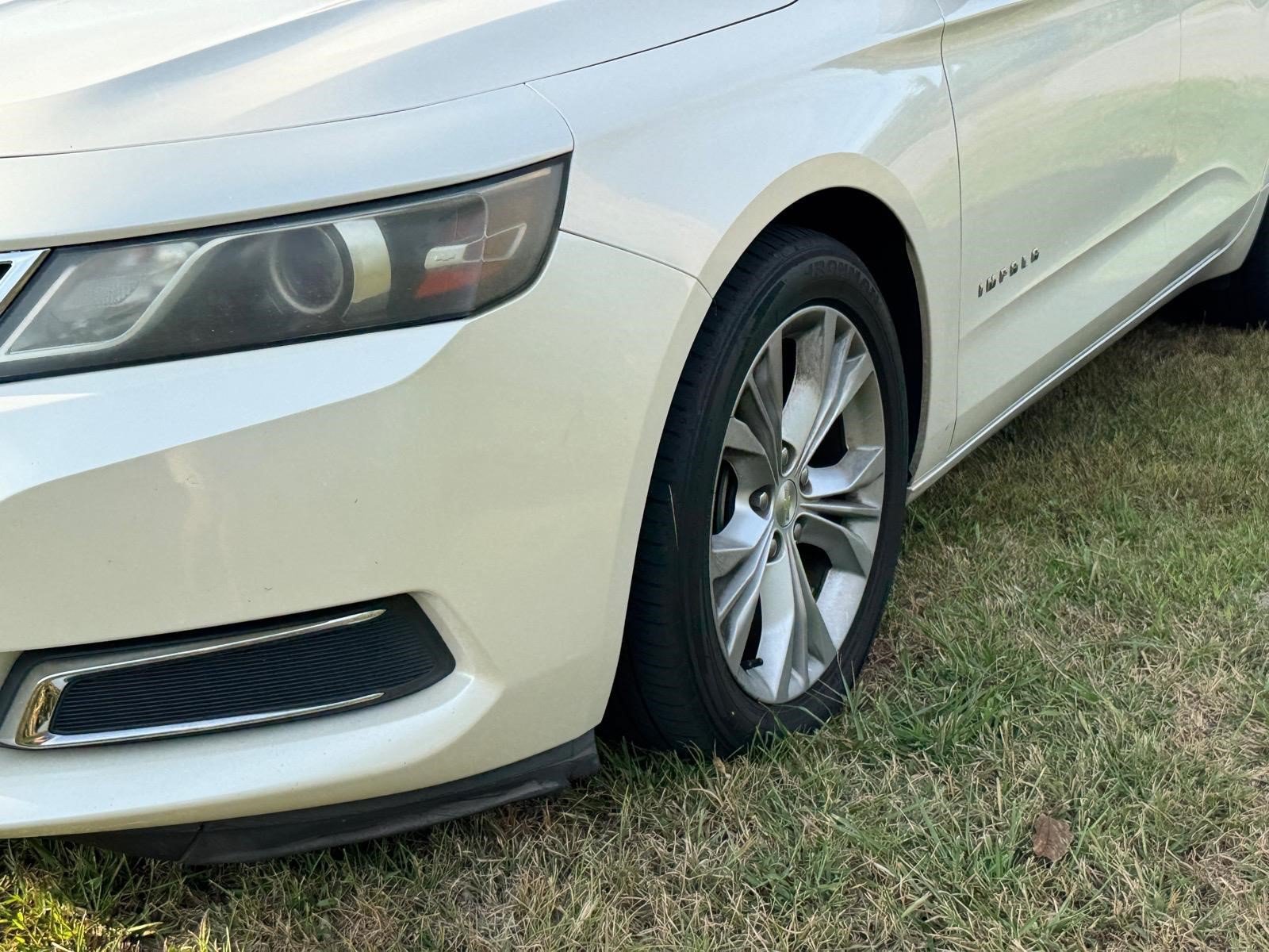 Used 2014 Chevrolet Impala LT w/ Premium Seating Package FWD image 5