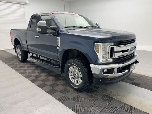 Used 2019 Ford F250 XLT w/ XLT Value Package image 7