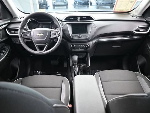 Used 2023 Chevrolet TrailBlazer LS FWD image 36