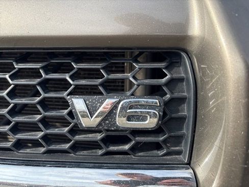 Used 2012 Toyota RAV4 Limited w/ Premium Plus Value Pkg image 9