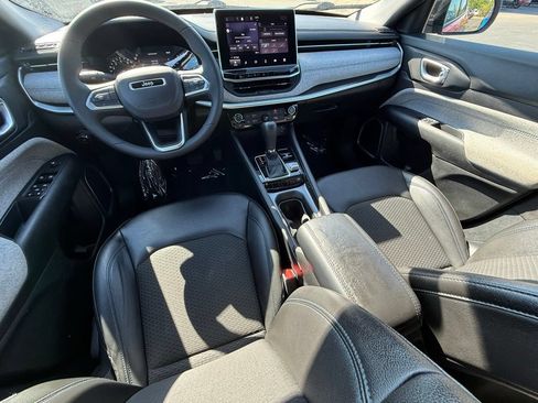Certified 2024 Jeep Compass Latitude AWD/4WD image 24