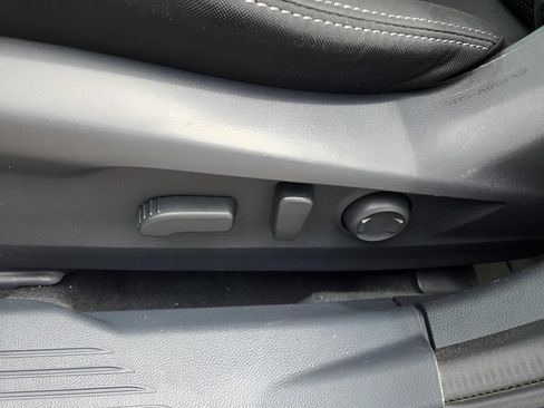 Used 2022 Subaru Outback Premium AWD/4WD image 13