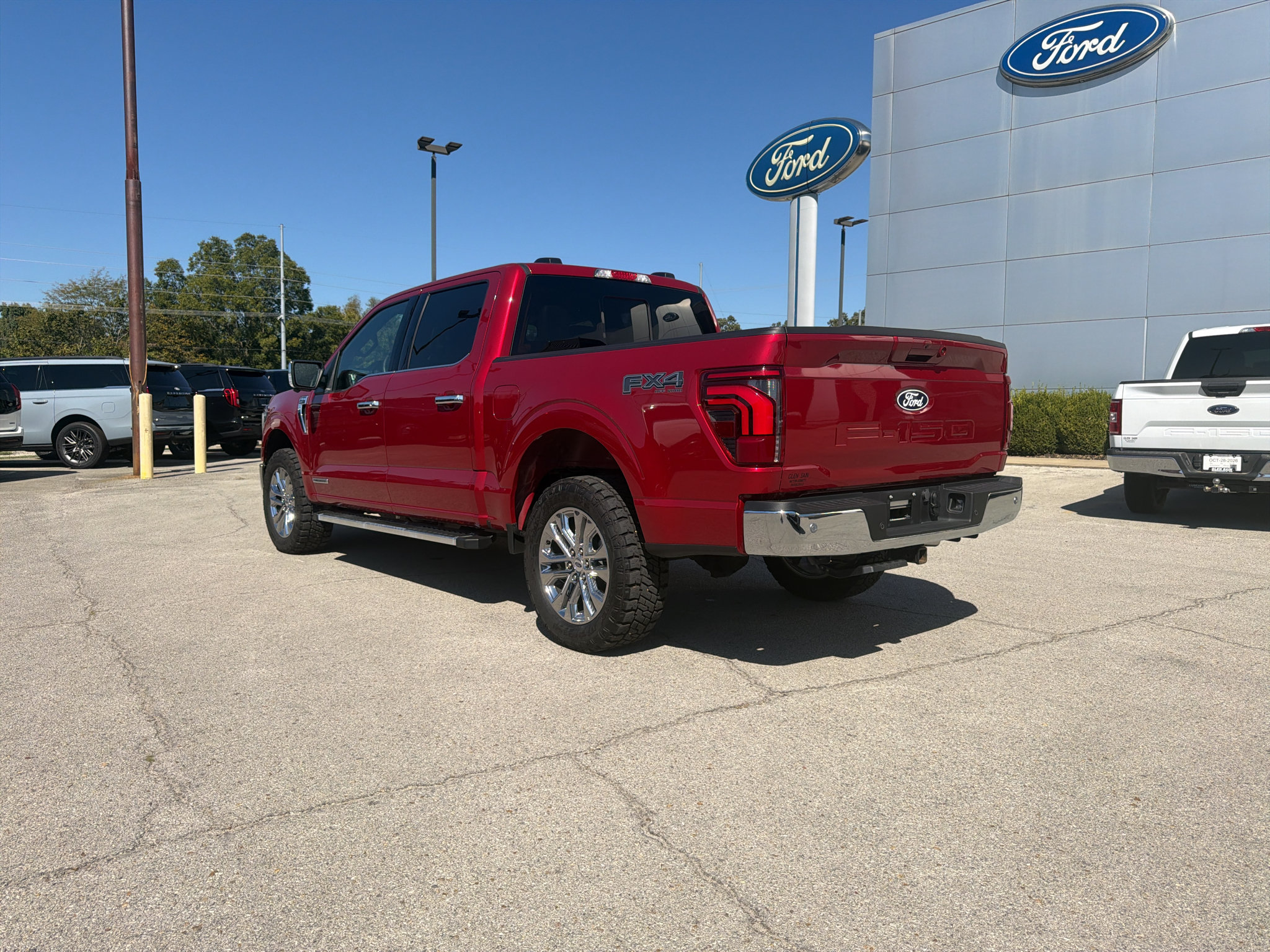 Used 2025 Ford F150 Lariat w/ Equipment Group 501A Mid AWD/4WD image 3