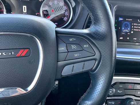 Used 2016 Dodge Challenger R/T image 23