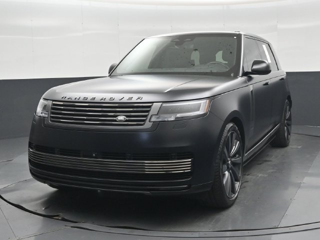 Used 2024 Land Rover Range Rover SV AWD/4WD image 37