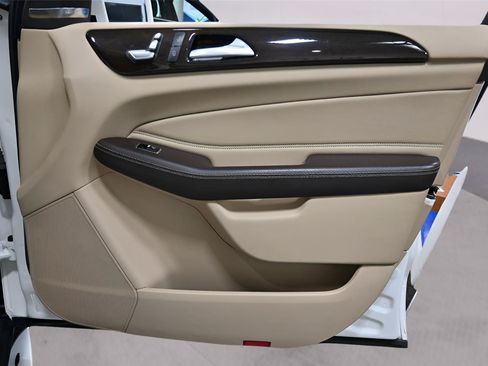 Used 2017 Mercedes-Benz GLE 350 4MATIC w/ Premium 1 Package image 20